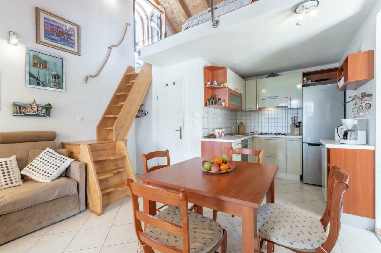 Holiday Home Kuca Sunca Sutivan Extérieur photo